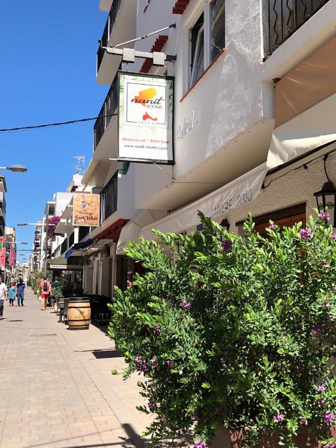 Nanit Rooms Ibiza Hostal Санта-Эулалия-дель-Рио Экстерьер фото