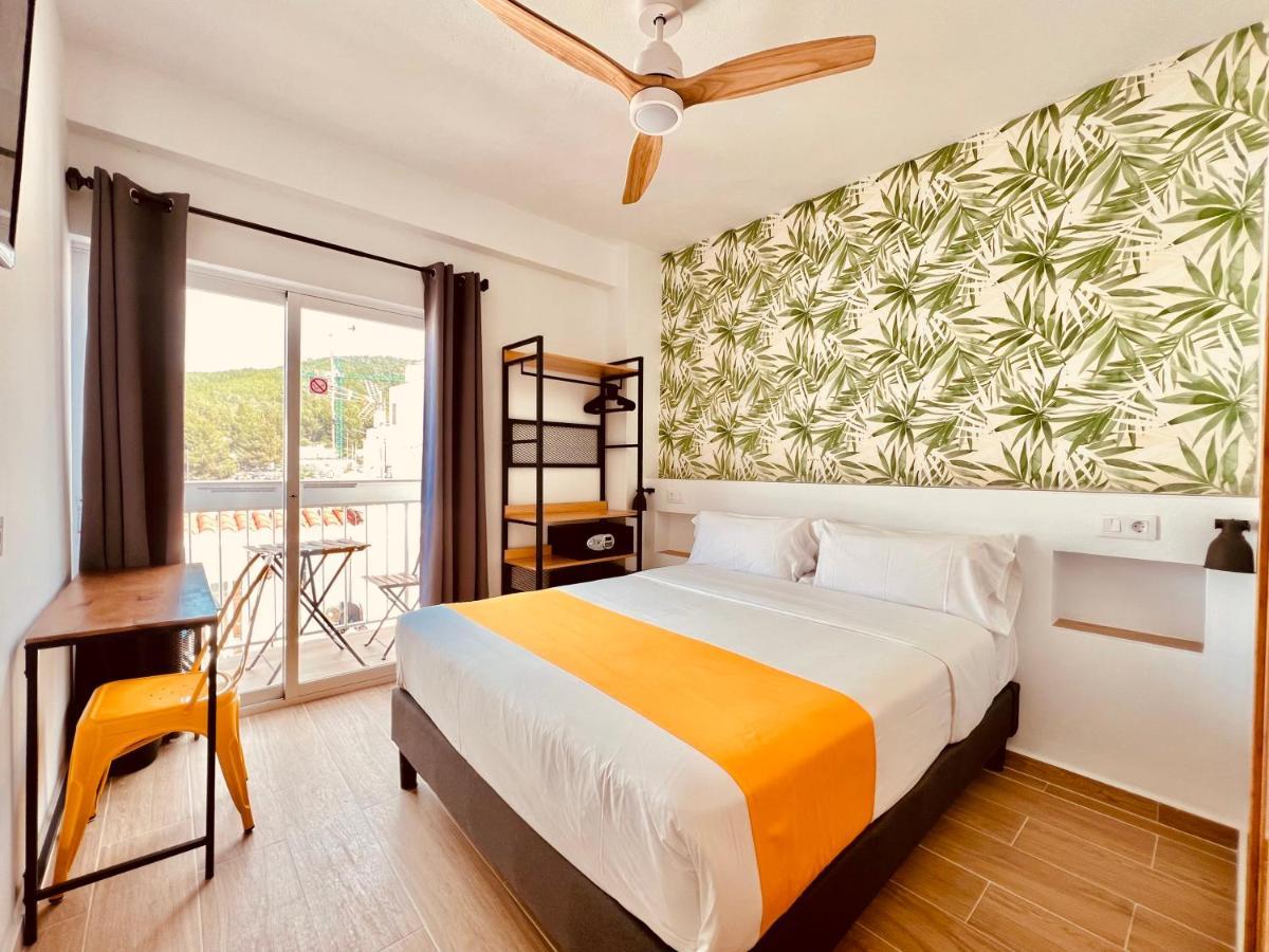 Nanit Rooms Ibiza Hostal Санта-Эулалия-дель-Рио Экстерьер фото