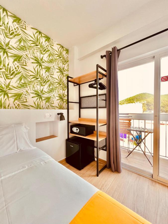 Nanit Rooms Ibiza Hostal Санта-Эулалия-дель-Рио Экстерьер фото