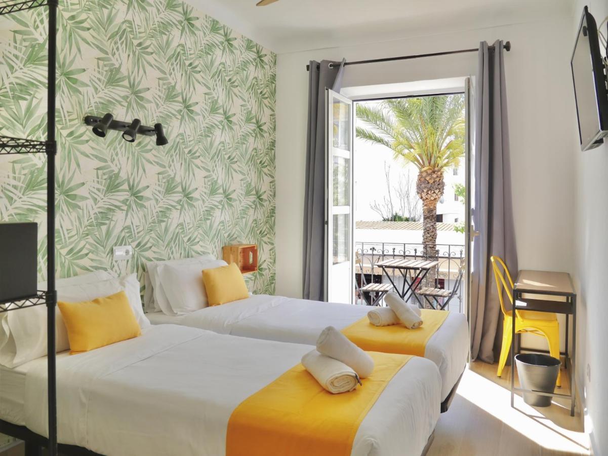 Nanit Rooms Ibiza Hostal Санта-Эулалия-дель-Рио Экстерьер фото